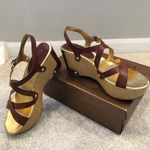 Audrey Brooke platform strapping sandal